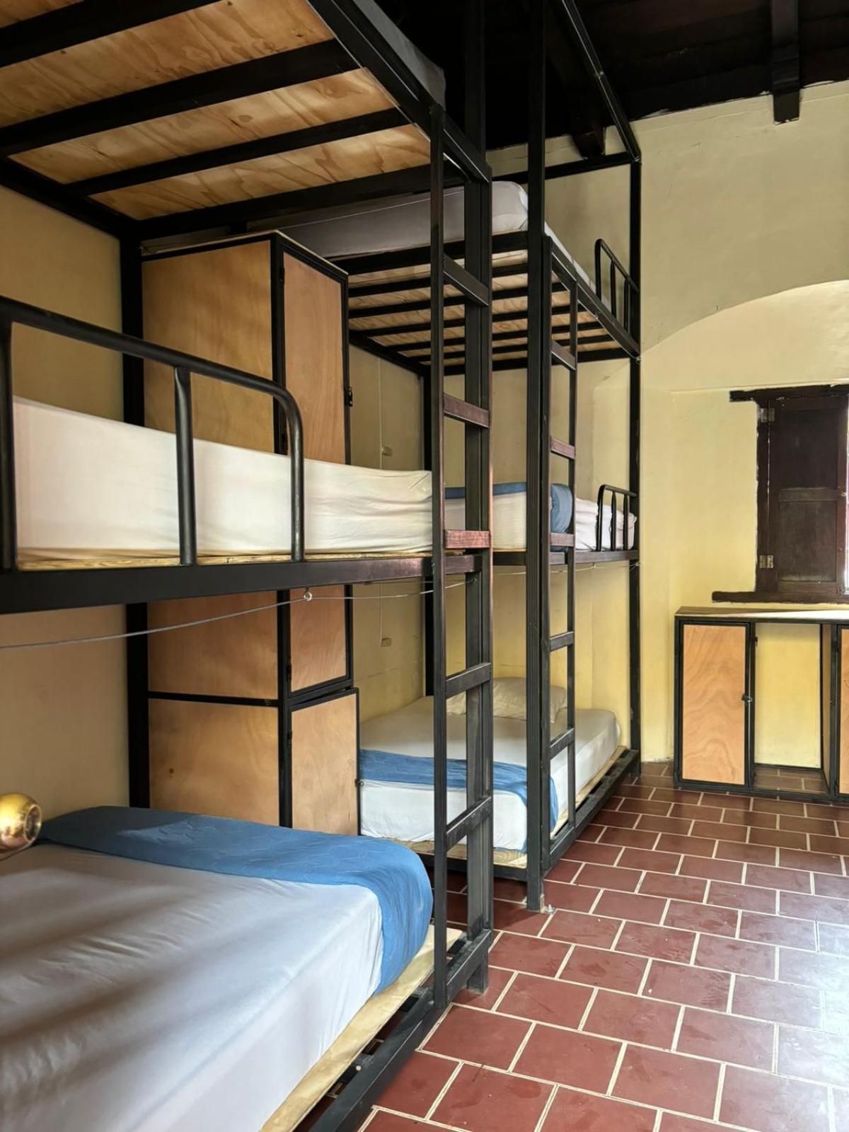 Volko Party Hostel Antigua Exteriér fotografie